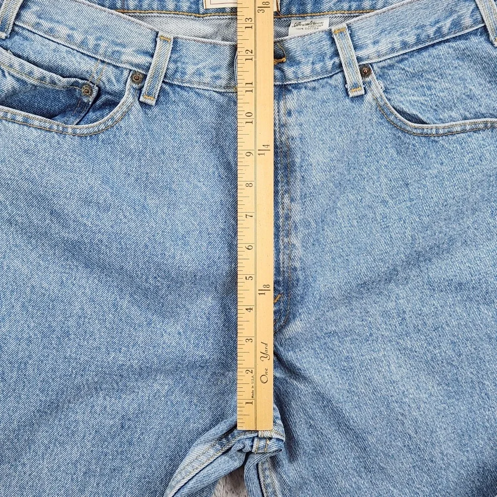 Levi Strauss Signature Jeans Mens 38x32 Light Wash Blue Relaxed Fit Denim Pants
